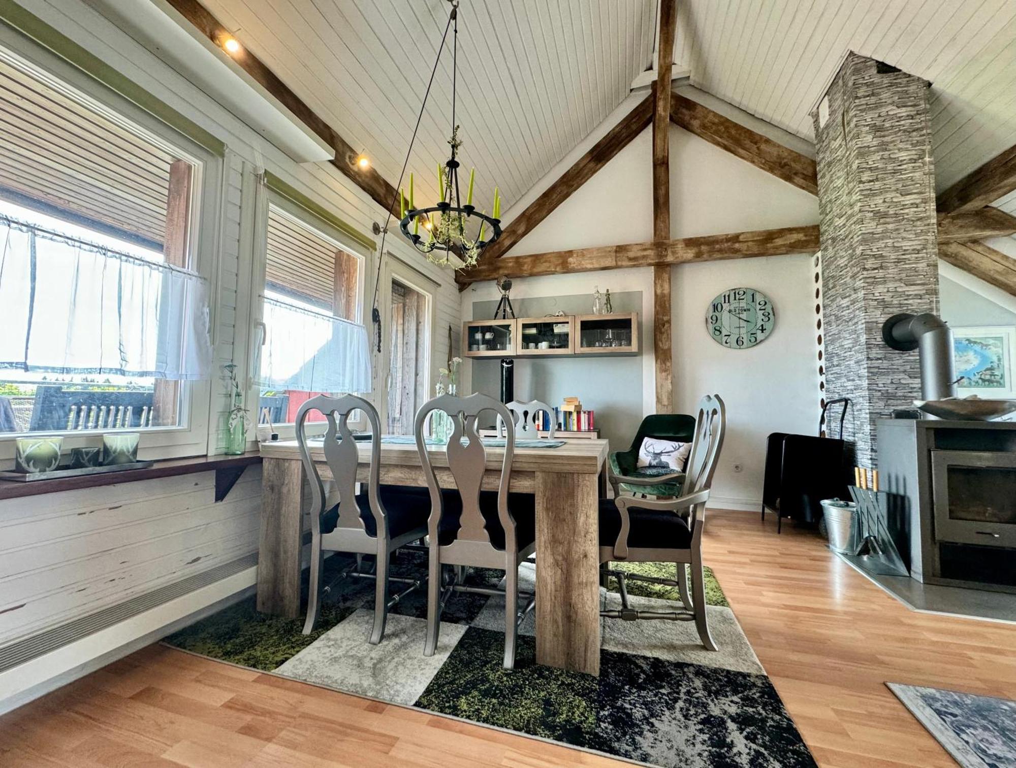 Hof Vierzehnender Im Hohen Venn - 70qm Fachwerk-studio - Grosses Wohn-schlafzimmer Mit Dachterrasse Und Kaminofen - Separate Kueche - Perfekt Fuer Paare - - Eifel - Hunde Willkommen - Islandpferde * Monschau