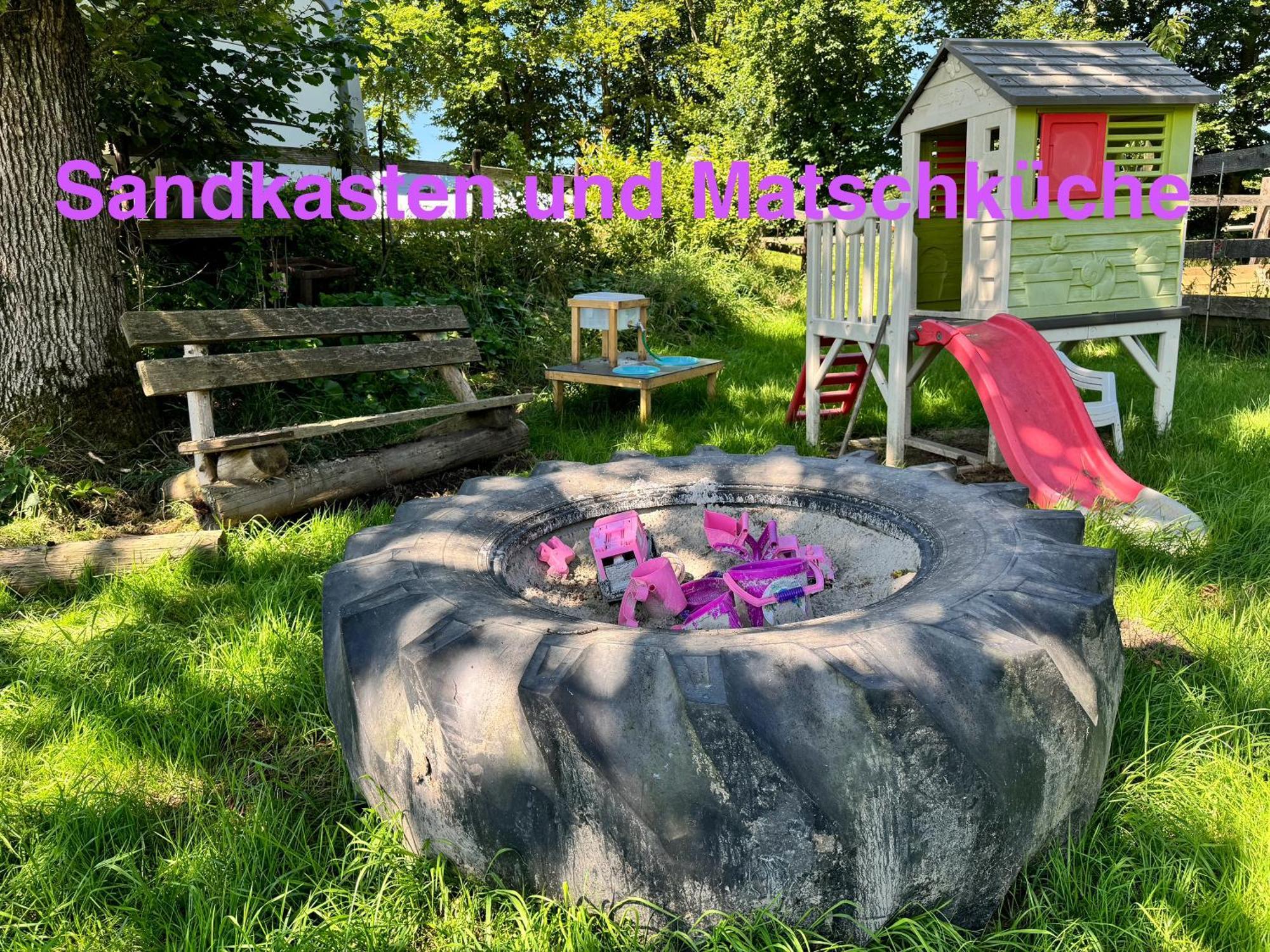 Appartement Hof Vierzehnender Im Hohen Venn - 70qm Fachwerk-studio - Grosses Wohn-schlafzimmer Mit Dachterrasse Und Kaminofen - Separate Kueche - Perfekt Fuer Paare - - Eifel - Hunde Willkommen - Islandpferde Monschau